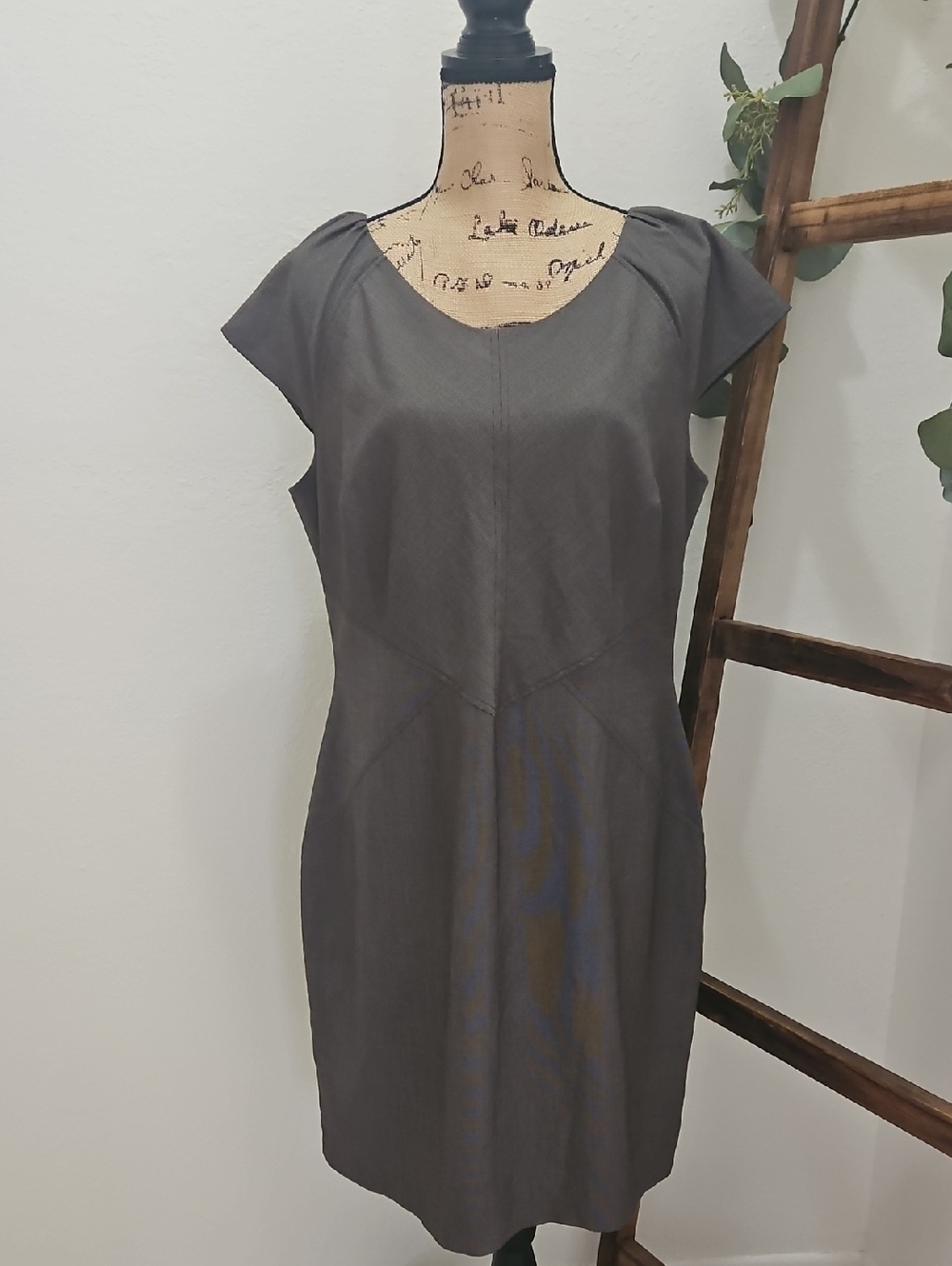 Size 12 Calvin Klein Brown Cap-Sleeve Sheath Midi Dress